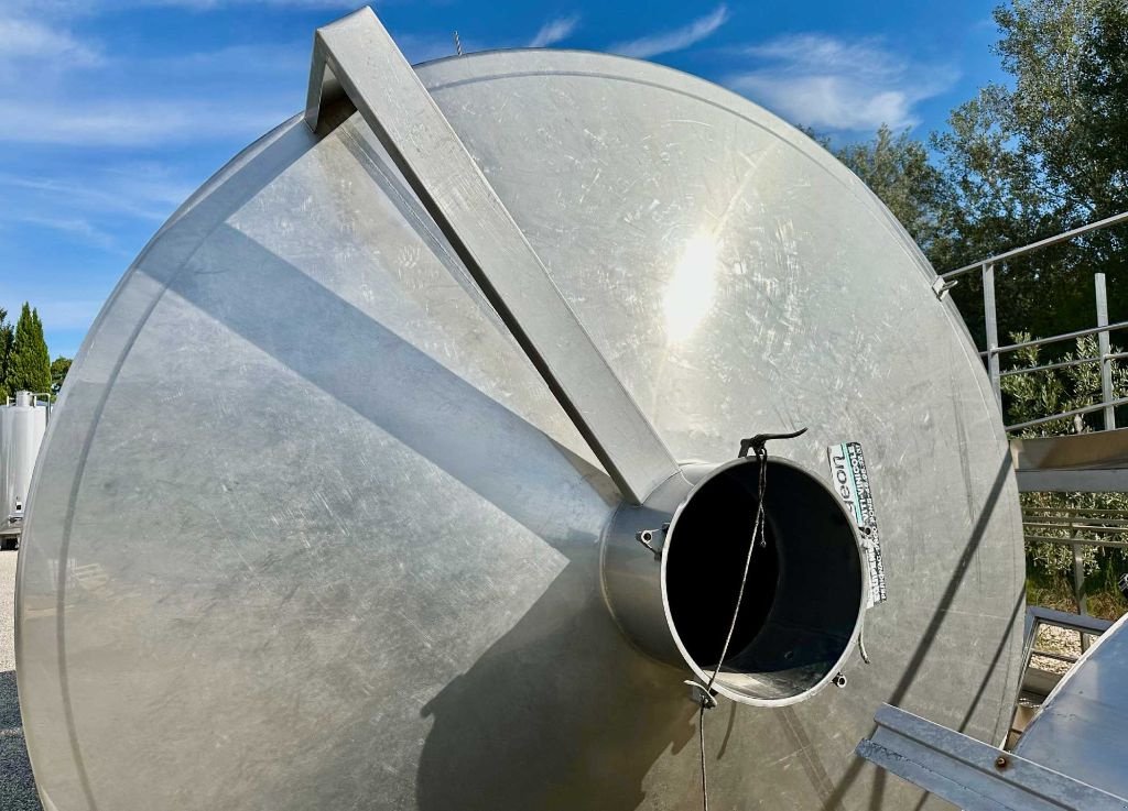 Sonstige Obsttechnik & Weinbautechnik des Typs Sonstige | Cuve inox - Fond plat - 300 HL, Gebrauchtmaschine in Monteux (Bild 2)